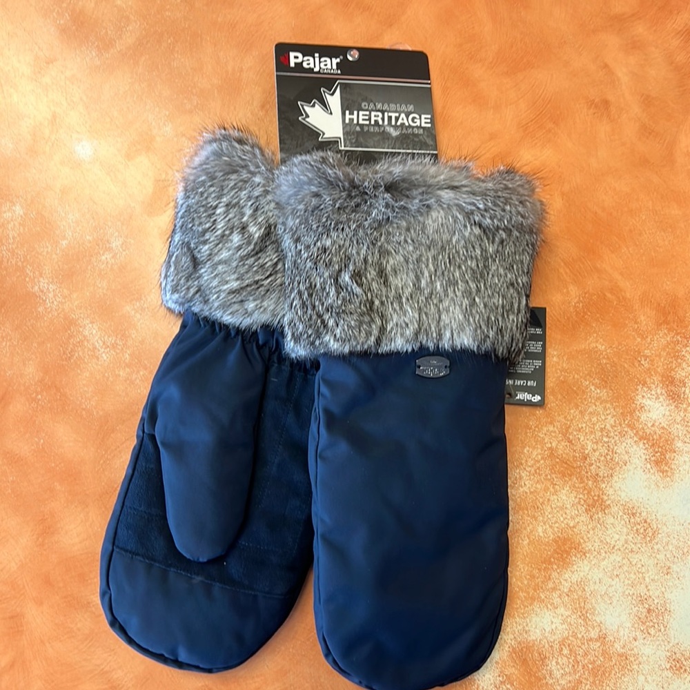 Rabbit Fur Mittens - Picture 2 of 6